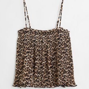H&M: Flowy Leopard Chiffon Top